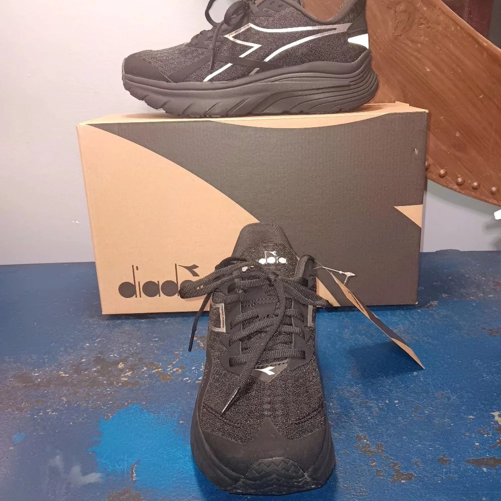 Diadora Black and Silver Athletic Shoes - Picture 2 of 7